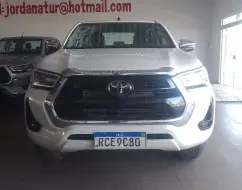 TOYOTA HILUX 2.8 D-4D TURBO DIESEL CD SRX 4X4 AUTOMÁTICO TOYOTA HILUX 2.8 D-4D TURBO DIESEL CD SRX 4X4 AUTOMÁTICO