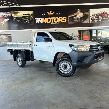 TOYOTA HILUX 2.8 D-4D TURBO DIESEL CHASSI 4X4 MANUAL
