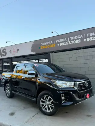 TOYOTA HILUX 2.8 SRV 4X4 CD 16V DIESEL 4P AUTOMÁTICO TOYOTA HILUX 2.8 SRV 4X4 CD 16V DIESEL 4P AUTOMÁTICO