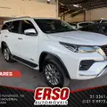 TOYOTA HILUX SW4 2.8 D-4D TURBO DIESEL SRX 7L 4X4 AUTOMÁTICO TOYOTA HILUX SW4 2.8 D-4D TURBO DIESEL SRX 7L 4X4 AUTOMÁTICO