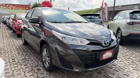 TOYOTA YARIS 1.5 16V FLEX XL PLUS CONNECT MULTIDRIVE TOYOTA YARIS 1.5 16V FLEX XL PLUS CONNECT MULTIDRIVE