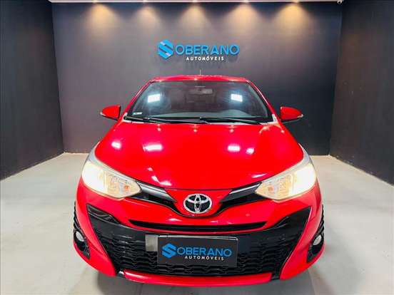 TOYOTA-YARIS-2019