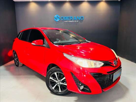TOYOTA-YARIS-2019
