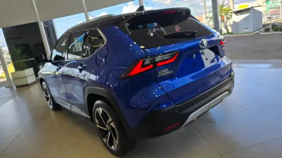 TOYOTA-YARIS CROSS-2026