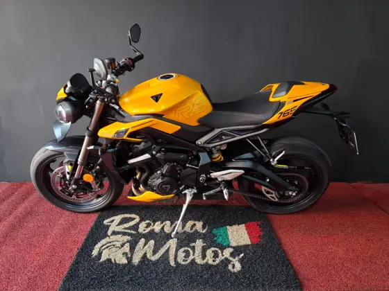 TRIUMPH STREET TRIPLE RS ABS 