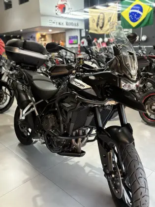TRIUMPH TIGER 900 GT TRIUMPH TIGER 900 GT