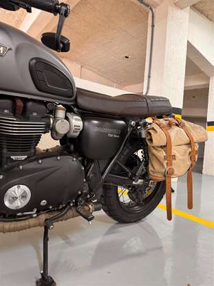 TRIUMPH-BONNEVILLE T120 BLACK 1200-2017
