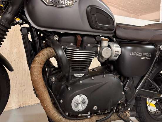 TRIUMPH-BONNEVILLE T120 BLACK 1200 TRIUMPH-BONNEVILLE T120 BLACK 1200-2017