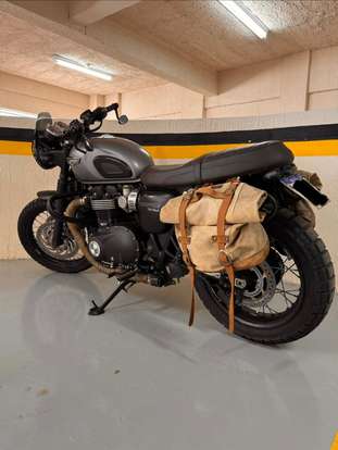 TRIUMPH-BONNEVILLE T120 BLACK 1200-2017