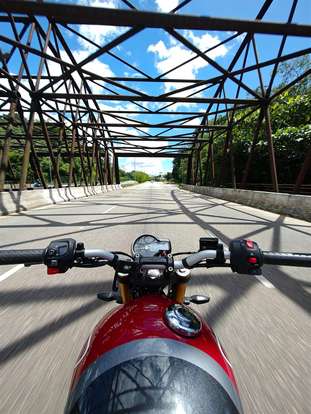 TRIUMPH-SPEED 400-2024
