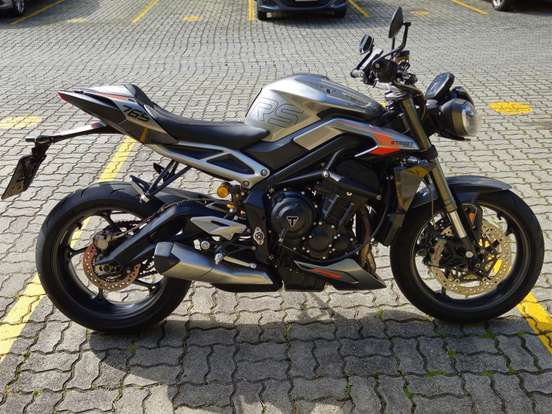 TRIUMPH-STREET TRIPLE 765 RS TRIUMPH-STREET TRIPLE 765 RS-2023