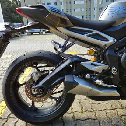 TRIUMPH-STREET TRIPLE 765 RS TRIUMPH-STREET TRIPLE 765 RS-2023