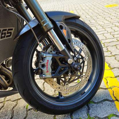 TRIUMPH-STREET TRIPLE 765 RS TRIUMPH-STREET TRIPLE 765 RS-2023