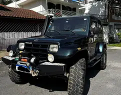 TROLLER T4 2.8 TETO RÍGIDO 12V TURBO INTERCOOLER DIESEL 2P MANUAL TROLLER T4 2.8 TETO RÍGIDO 12V TURBO INTERCOOLER DIESEL 2P MANUAL