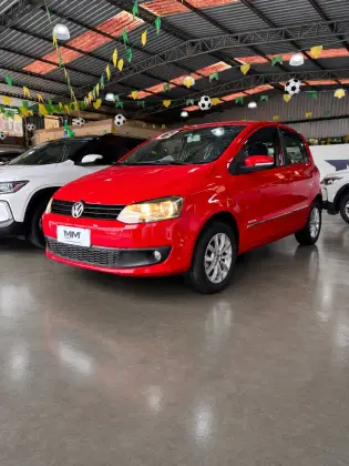 VOLKSWAGEN FOX 1.6 MI HIGHLINE 8V FLEX 4P MANUAL VOLKSWAGEN FOX 1.6 MI HIGHLINE 8V FLEX 4P MANUAL