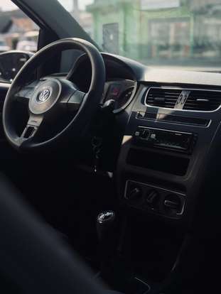 VOLKSWAGEN-FOX-2013