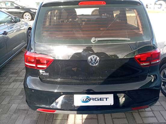 VOLKSWAGEN-FOX-2021