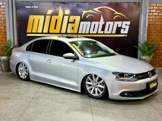 VOLKSWAGEN JETTA 2.0 COMFORTLINE FLEX 4P TIPTRONIC VOLKSWAGEN JETTA 2.0 COMFORTLINE FLEX 4P TIPTRONIC