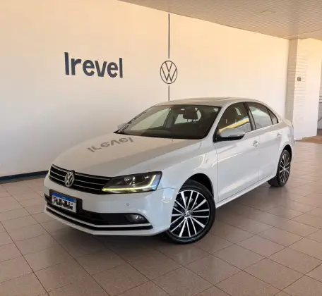 VOLKSWAGEN JETTA 2.0 TSI HIGHLINE 211CV GASOLINA 4P TIPTRONIC VOLKSWAGEN JETTA 2.0 TSI HIGHLINE 211CV GASOLINA 4P TIPTRONIC