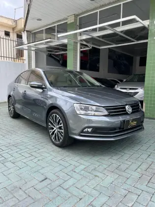VOLKSWAGEN JETTA 2.0 TSI HIGHLINE 211CV GASOLINA 4P TIPTRONIC VOLKSWAGEN JETTA 2.0 TSI HIGHLINE 211CV GASOLINA 4P TIPTRONIC