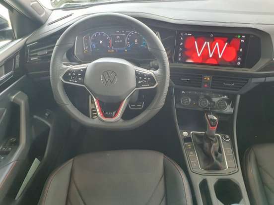 VOLKSWAGEN-JETTA-2026