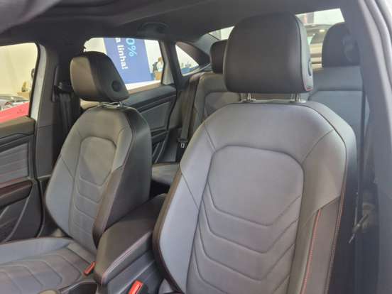 VOLKSWAGEN-JETTA-2026