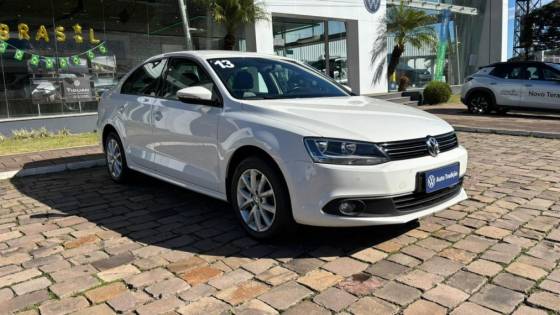 VOLKSWAGEN JETTA 2.0 COMFORTLINE FLEX 4P TIPTRONIC