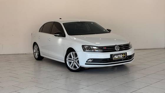 VOLKSWAGEN JETTA 2.0 TSI HIGHLINE 211CV GASOLINA 4P TIPTRONIC