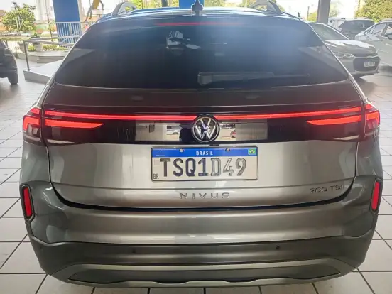 VOLKSWAGEN-NIVUS-1.0 200 TSI TOTAL FLEX COMFORTLINE AUTOMÁTICO VOLKSWAGEN-NIVUS-2025