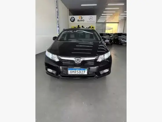 VOLKSWAGEN POLO 1.6 MI 8V FLEX 4P MANUAL VOLKSWAGEN POLO 1.6 MI 8V FLEX 4P MANUAL