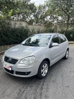 VOLKSWAGEN POLO 1.6 MI SPORTLINE 8V FLEX 4P MANUAL VOLKSWAGEN POLO 1.6 MI SPORTLINE 8V FLEX 4P MANUAL