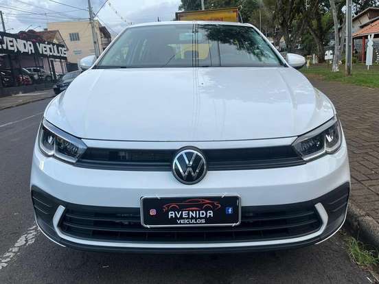 VOLKSWAGEN-POLO-2023