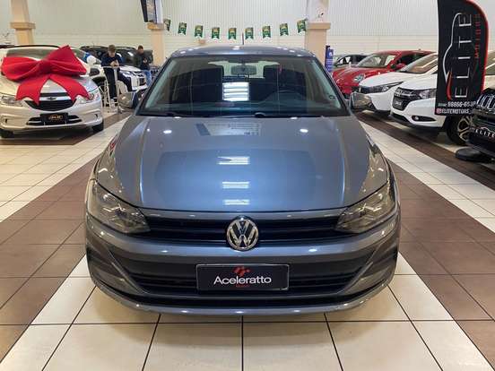 VOLKSWAGEN-POLO-2021