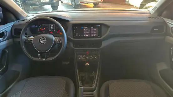 VOLKSWAGEN-T-CROSS-1.0 200 TSI TOTAL FLEX AUTOMÁTICO VOLKSWAGEN-T-CROSS-2020
