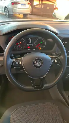 VOLKSWAGEN-T-CROSS-2020
