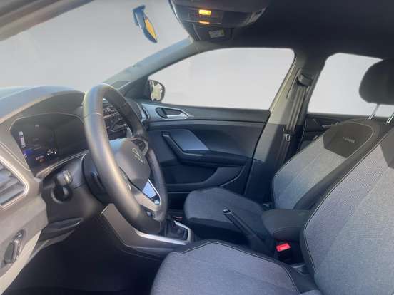 VOLKSWAGEN-T-CROSS-1.0 200 TSI TOTAL FLEX AUTOMÁTICO VOLKSWAGEN-T-CROSS-2024