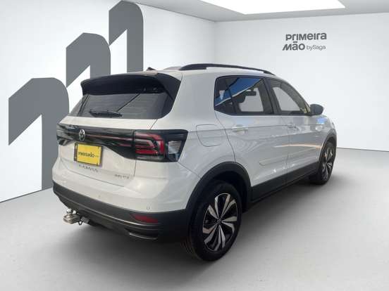 VOLKSWAGEN-T-CROSS-2024