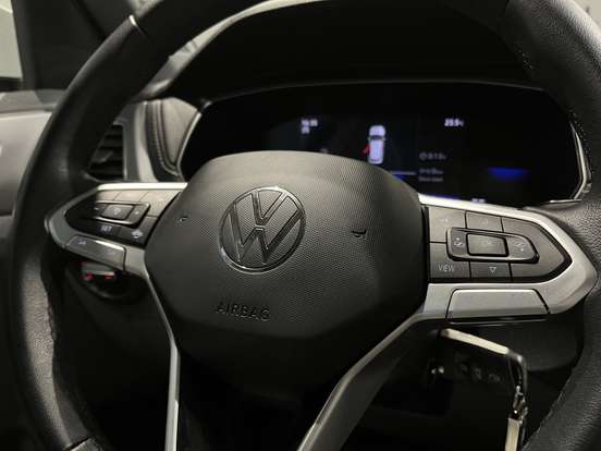 VOLKSWAGEN-T-CROSS-2024
