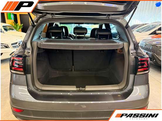 VOLKSWAGEN-T-CROSS-1.0 200 TSI TOTAL FLEX AUTOMÁTICO VOLKSWAGEN-T-CROSS-2020