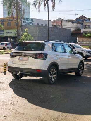 VOLKSWAGEN-T-CROSS-2021