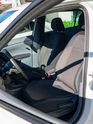 VOLKSWAGEN-T-CROSS-2021