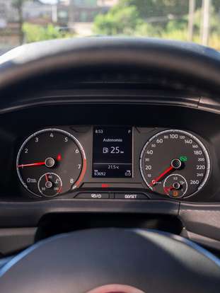 VOLKSWAGEN-T-CROSS-2021