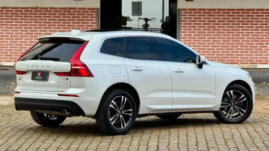 VOLVO-XC60-2019