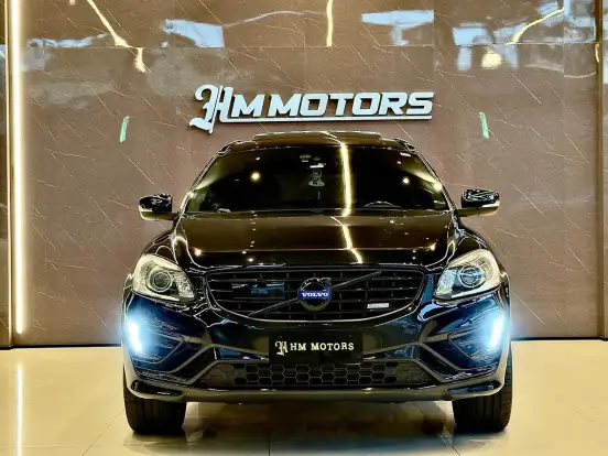 VOLVO-XC60-2015