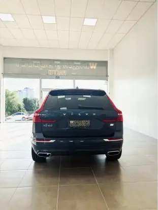 VOLVO-XC60-2021