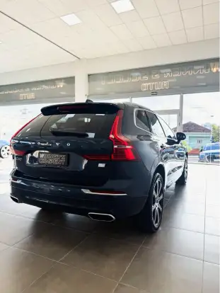 VOLVO-XC60-2021