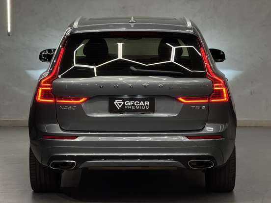 VOLVO-XC60-2.0 T8 HYBRID R-DESIGN AWD GEARTRONIC VOLVO-XC60-2019