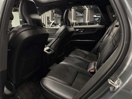 VOLVO-XC60-2.0 T8 HYBRID R-DESIGN AWD GEARTRONIC VOLVO-XC60-2019