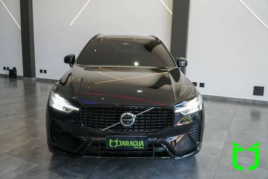 VOLVO-XC60-2023