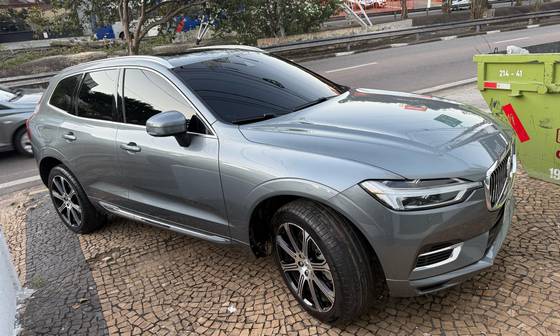 VOLVO XC60 2.0 T8 HYBRID INSCRIPTION AWD GEARTRONIC